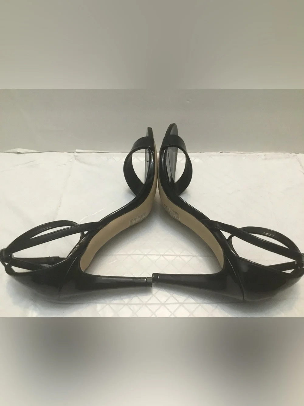 Forever 21 Black Patent Ankle Strap Heels Open Toe Glossy Size 6.5 Like New - Picture 5 of 13